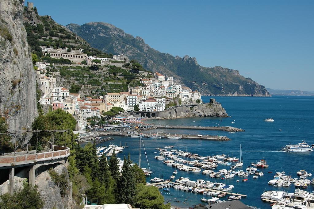 Amalfi Andrea'S House Hotel Exterior foto